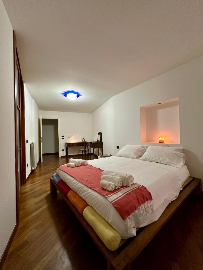 Hotel Piazza Carlo Alberto Cagliari Esterno foto