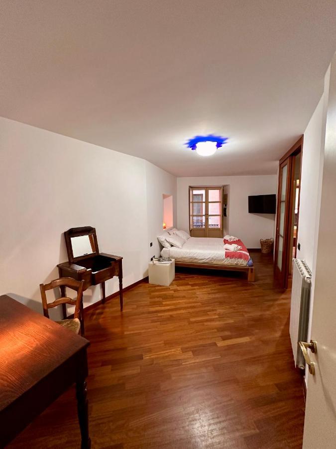 Hotel Piazza Carlo Alberto Cagliari Esterno foto